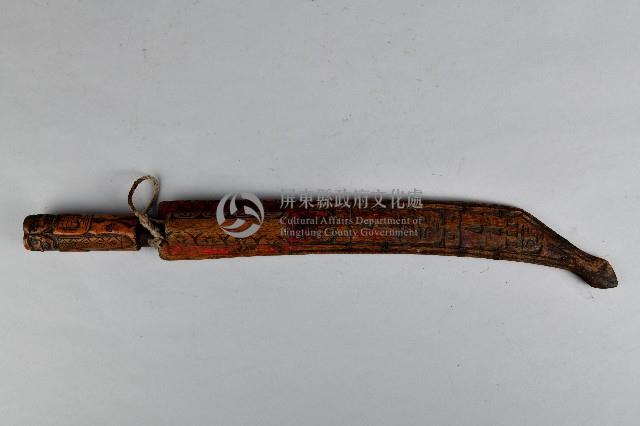 浮雕人像禮刀藏品圖，第2張