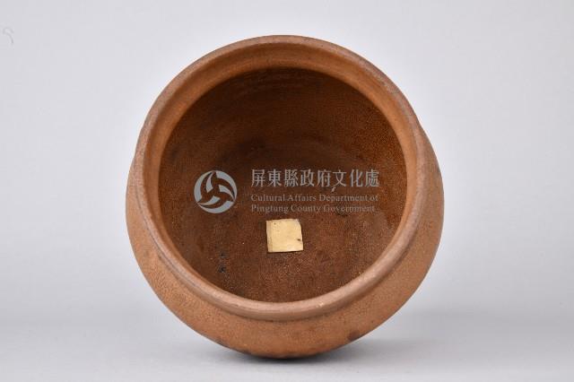 陶製褐釉油罐藏品圖，第3張
