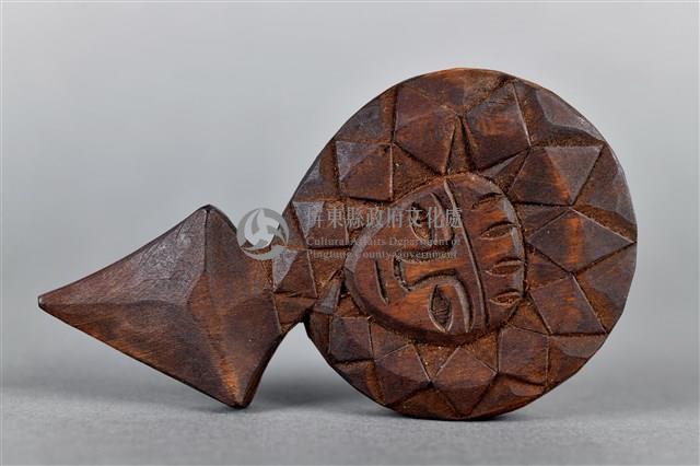 人面百步蛇紋蠟板藏品圖，第1張