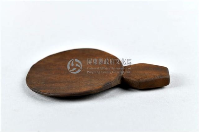 六角形握柄木製飯匙藏品圖，第1張