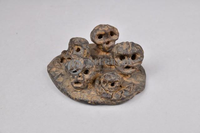 人像及百步蛇泥偶藏品圖，第1張