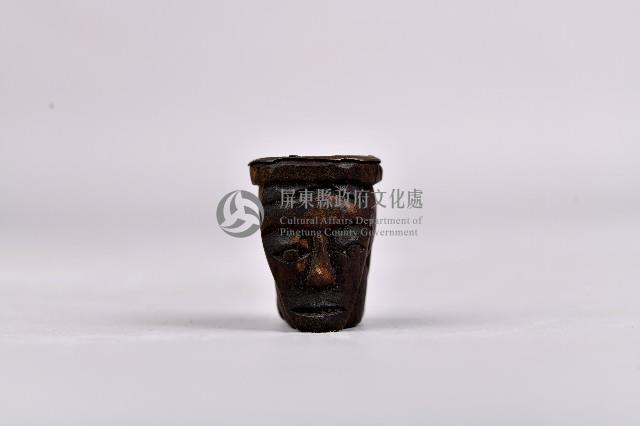 浮雕人面菸斗頭藏品圖，第1張