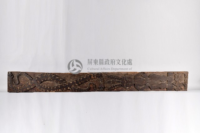 浮雕人像百步蛇紋檻楣藏品圖，第1張