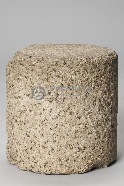 素面柱礎石藏品圖，第1張