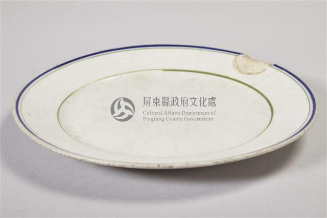 素面藍綠圈紋白瓷盤藏品圖，第1張