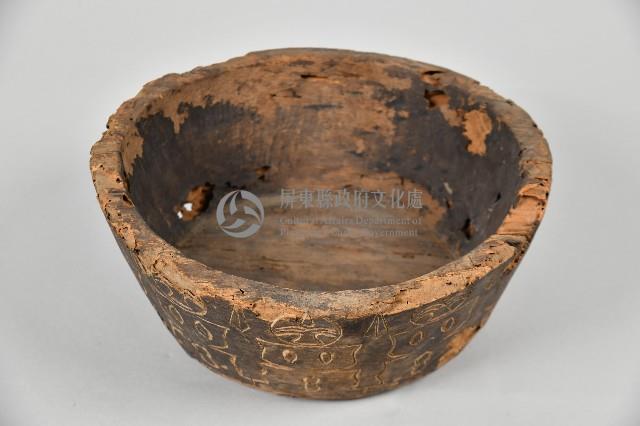 浮雕人像木製碗藏品圖，第1張