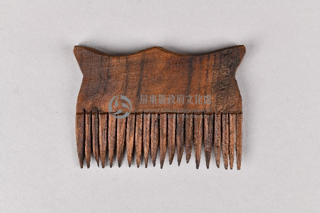 木製梳藏品圖，第1張