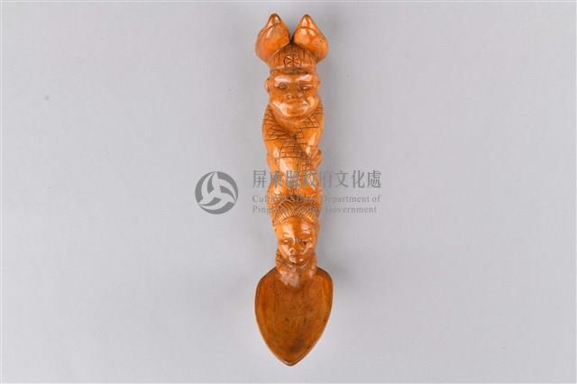 雕刻雙人面百步蛇木製匙藏品圖，第1張