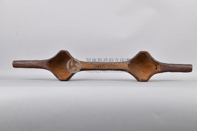 人面紋木製雙連杯藏品圖，第1張