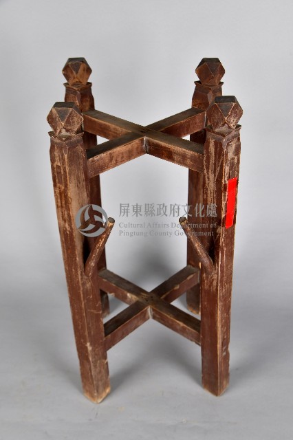 木製飯桶腳架藏品圖，第1張