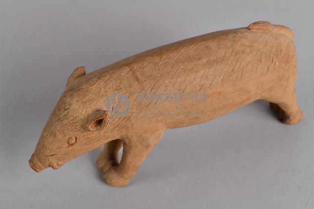 山豬圓雕藏品圖，第1張