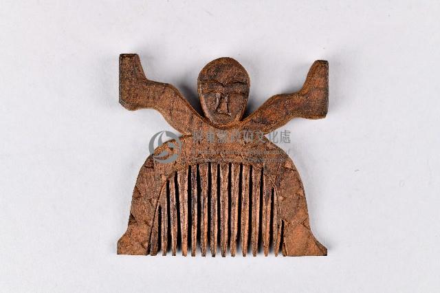 人形木製梳子藏品圖，第1張