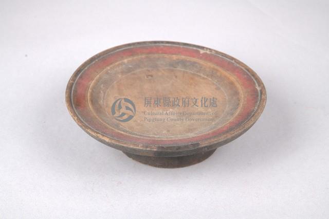 素面高足木製托盤藏品圖，第1張