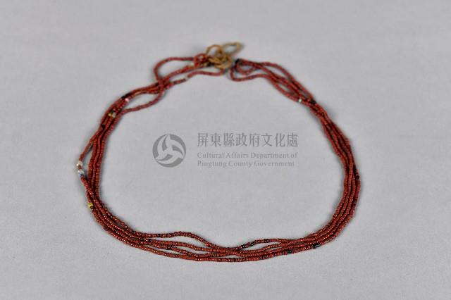 紅棕色琉璃珠飾藏品圖，第1張