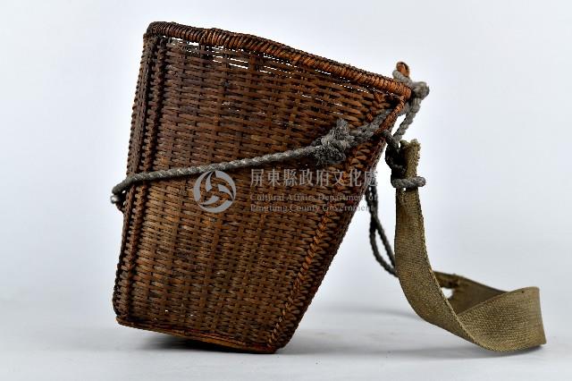 竹籐製背籃藏品圖，第2張