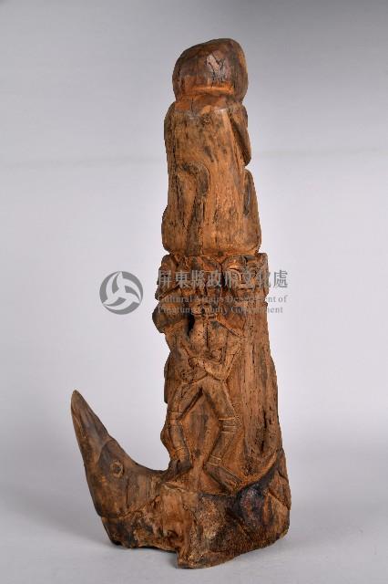 猴子群像木雕柱藏品圖，第2張