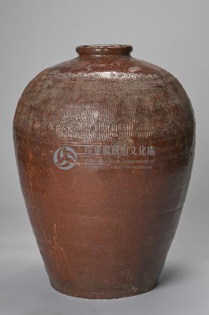 紅胎紅釉直紋甕藏品圖，第3張