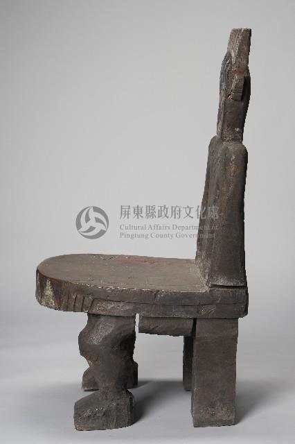 雕刻人像木椅藏品圖，第3張