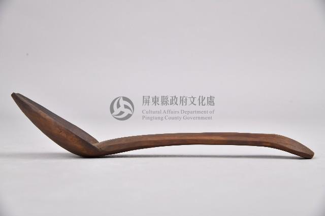 彎柄素面木製匙藏品圖，第2張