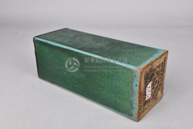 墨綠釉素面瓷枕藏品圖，第2張