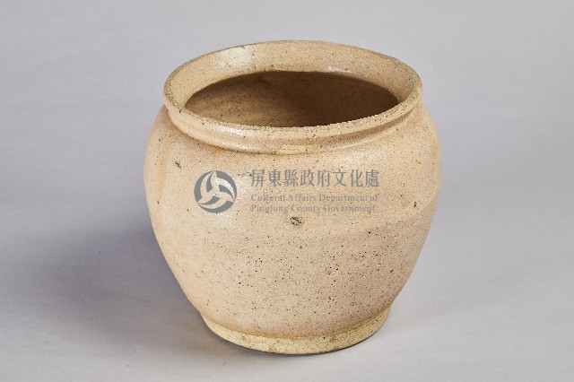 陶製素面黃白釉罐藏品圖，第3張