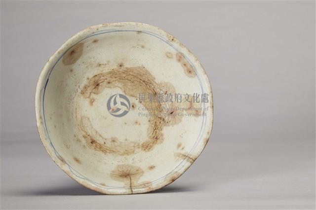 青花菊花瓣白瓷碗藏品圖，第3張