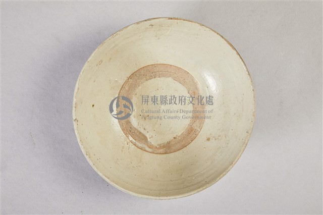 陶製灰白釉藍葉碗藏品圖，第3張