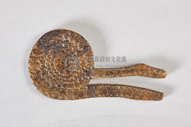 雙頭百步蛇紋蠟板藏品圖，第2張