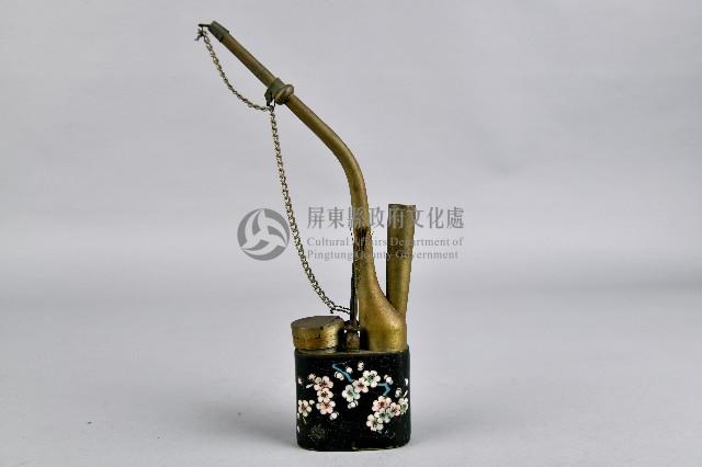 琺瑯花繪雙筒水煙斗藏品圖，第1張