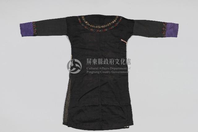 刺繡黑底女長衣藏品圖，第2張