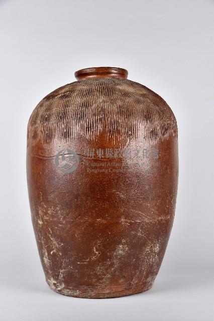 紅胎深褐釉條紋酒甕藏品圖，第1張