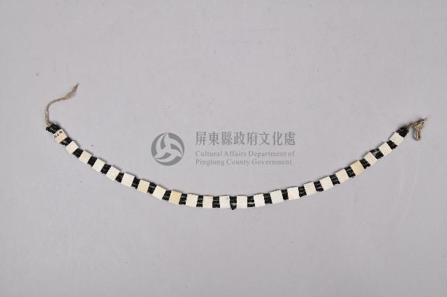 黑色琉璃珠飾藏品圖，第2張