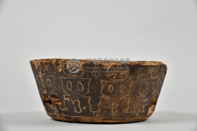 浮雕人像木製碗藏品圖，第2張