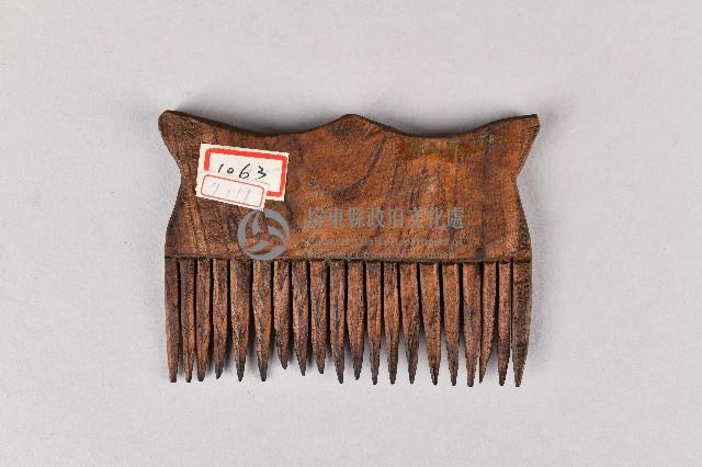 木製梳藏品圖，第2張