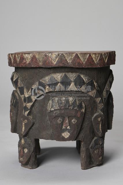 浮雕人面百步蛇木椅藏品圖，第2張