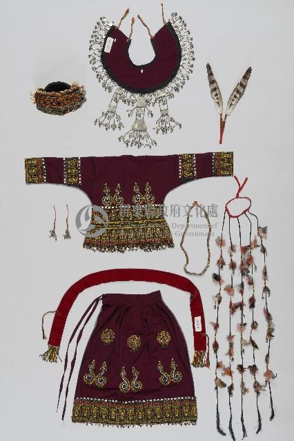 刺繡鑲螺鈿新娘服飾藏品圖，第2張