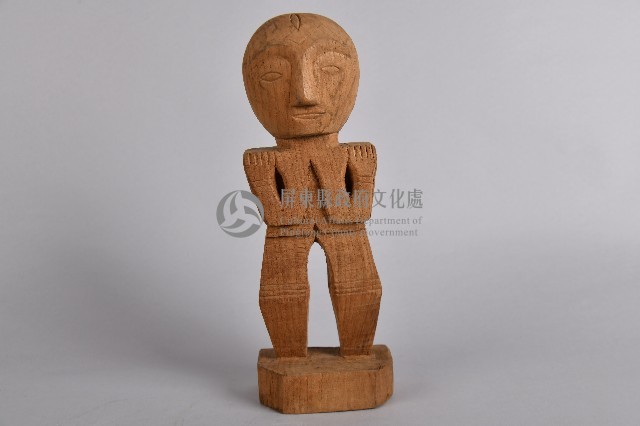 雙手抱胸立像木偶藏品圖，第1張