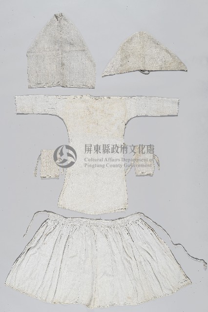 白色女性麻製喪服藏品圖，第2張
