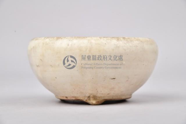 褐胎白釉缽形香爐藏品圖，第2張