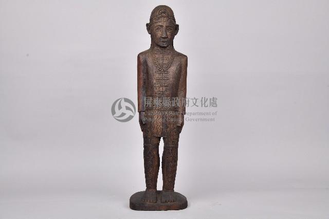 穿衣戴帽男性立像人像藏品圖，第1張