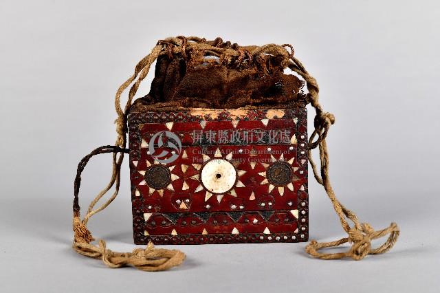 鑲螺鈿太陽紋祈禱箱藏品圖，第1張