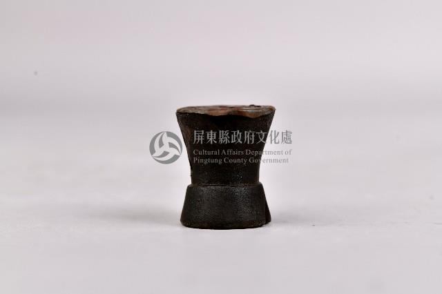 臼狀素面菸斗頭藏品圖，第2張