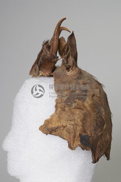 布農族頭目鹿皮帽藏品圖，第2張
