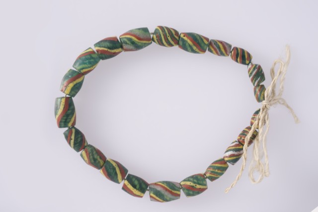 Colored Glaze Bead (Bracelet)