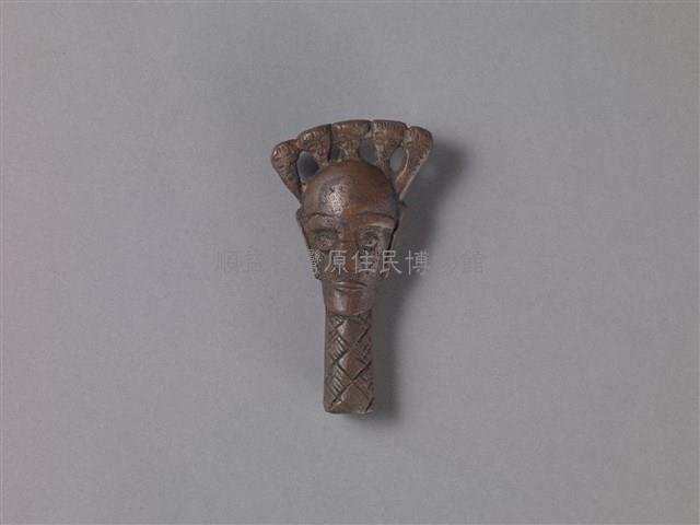 青銅刀柄藏品圖，第1張