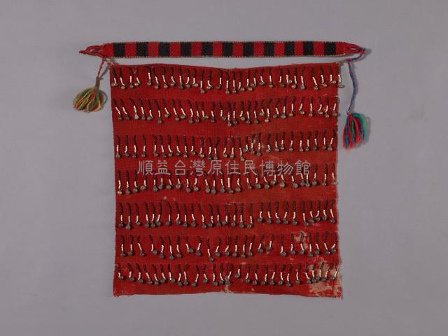 胸兜藏品圖，第1張