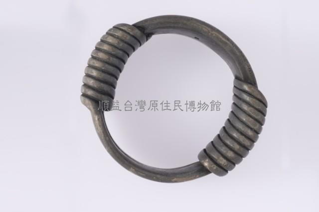 銅製手鐲藏品圖，第1張