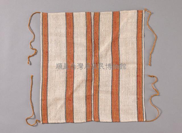 胸兜藏品圖，第1張