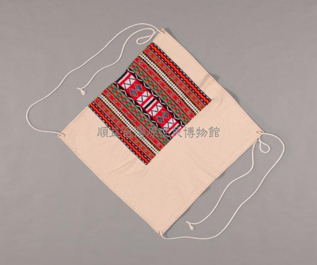 胸兜藏品圖，第1張