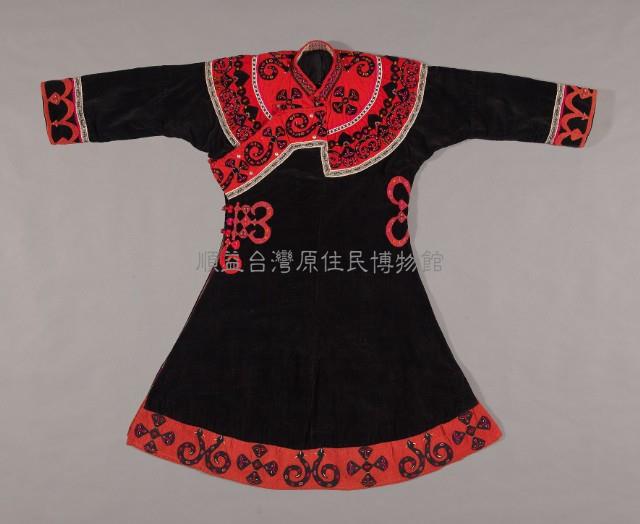 長衣藏品圖，第1張